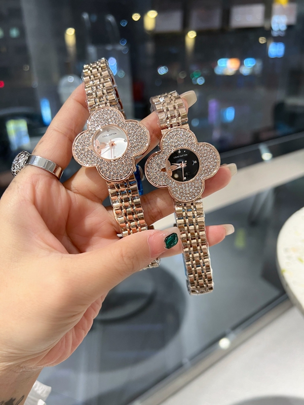 ブランド時計側面デザイン